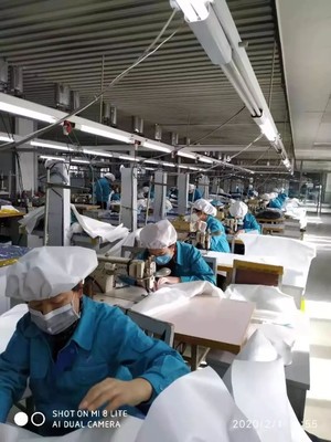 有錢也沒人“罩”你! 揭口罩斷供之謎:工廠花五倍工資招人,然而.